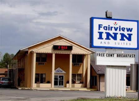 Fairview Inn & Suites エクステリア 写真